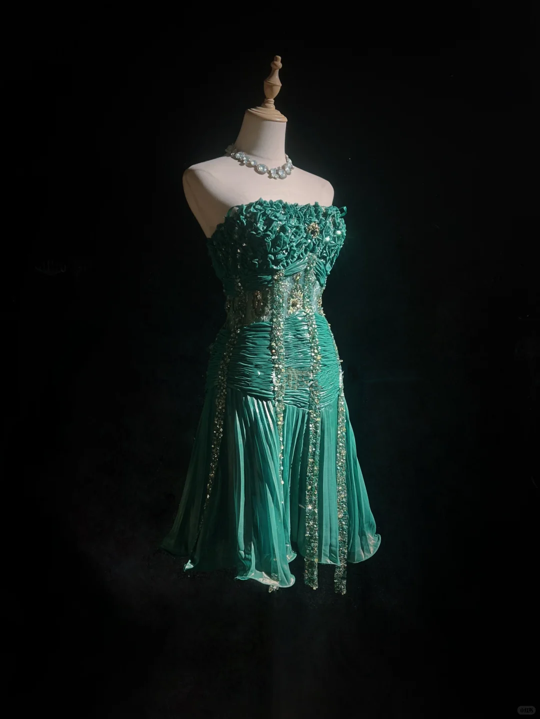 Strapless Peacock Green 1920s Gatsby Midi Prom Dress 3D Floral Appliques Sheer Boned Bodice Pleated Skirt Rhinestone Formal Gown  NV6896