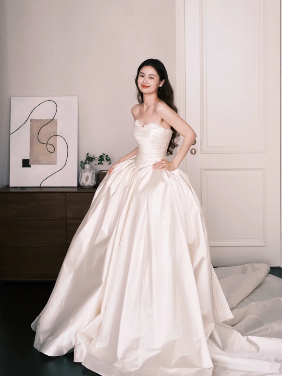 Strapless Satin Ballgown Wedding Dress, Ivory Princess Bridal Gown  NV7284