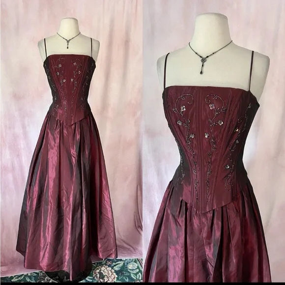 NiceVestidos – ärmelloses, weinrotes, bodenlanges Satin-Abendkleid in A-Linie, NV5778