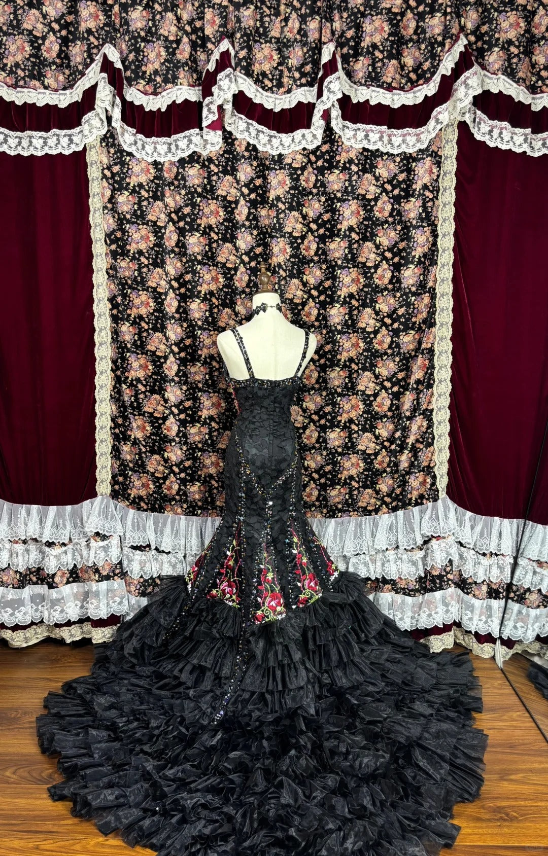 Black floral beaded long mermaid fishtail ball gown evening dress quinceanera dress nv4641