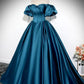 Robe de soirée longue en satin bleu paon à manches bouffantes et coupe trapèze nv2042