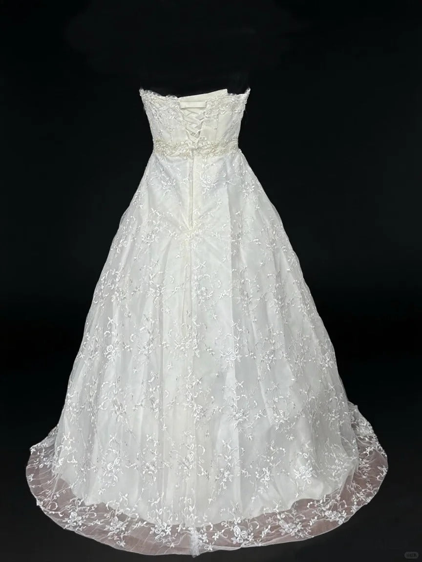 Weißes, florales, elegantes, langes Ballkleid aus Spitzentüll, NV4919