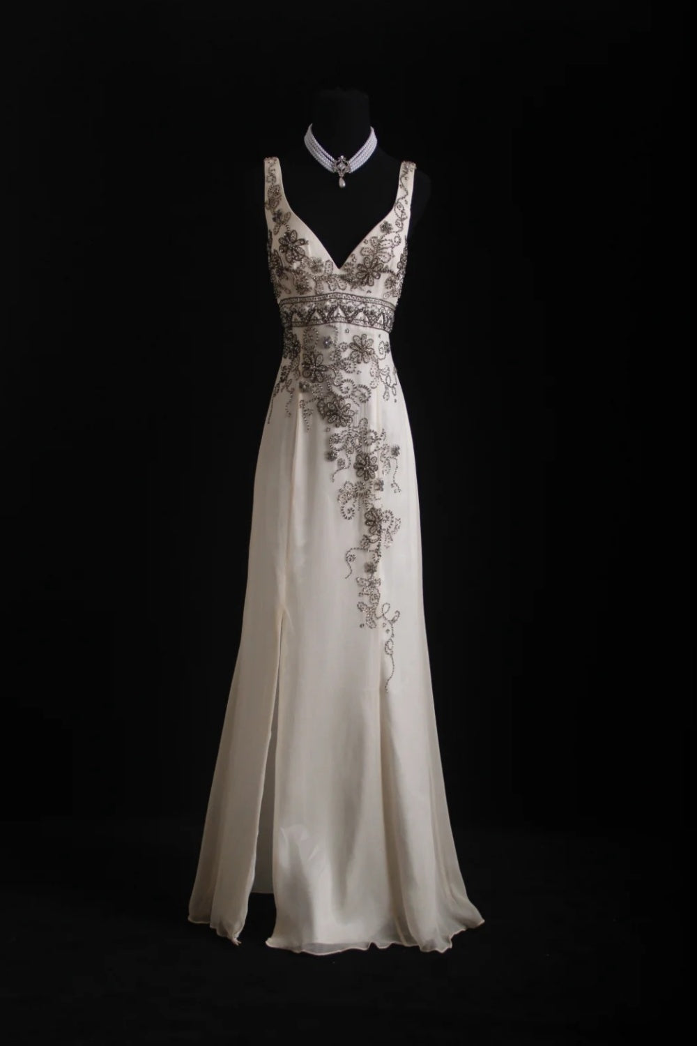 NiceVestidos--Vintage Off-White Beaded Dress Exquisite Beaded Long Ball Gown Graduation Dress NV5860