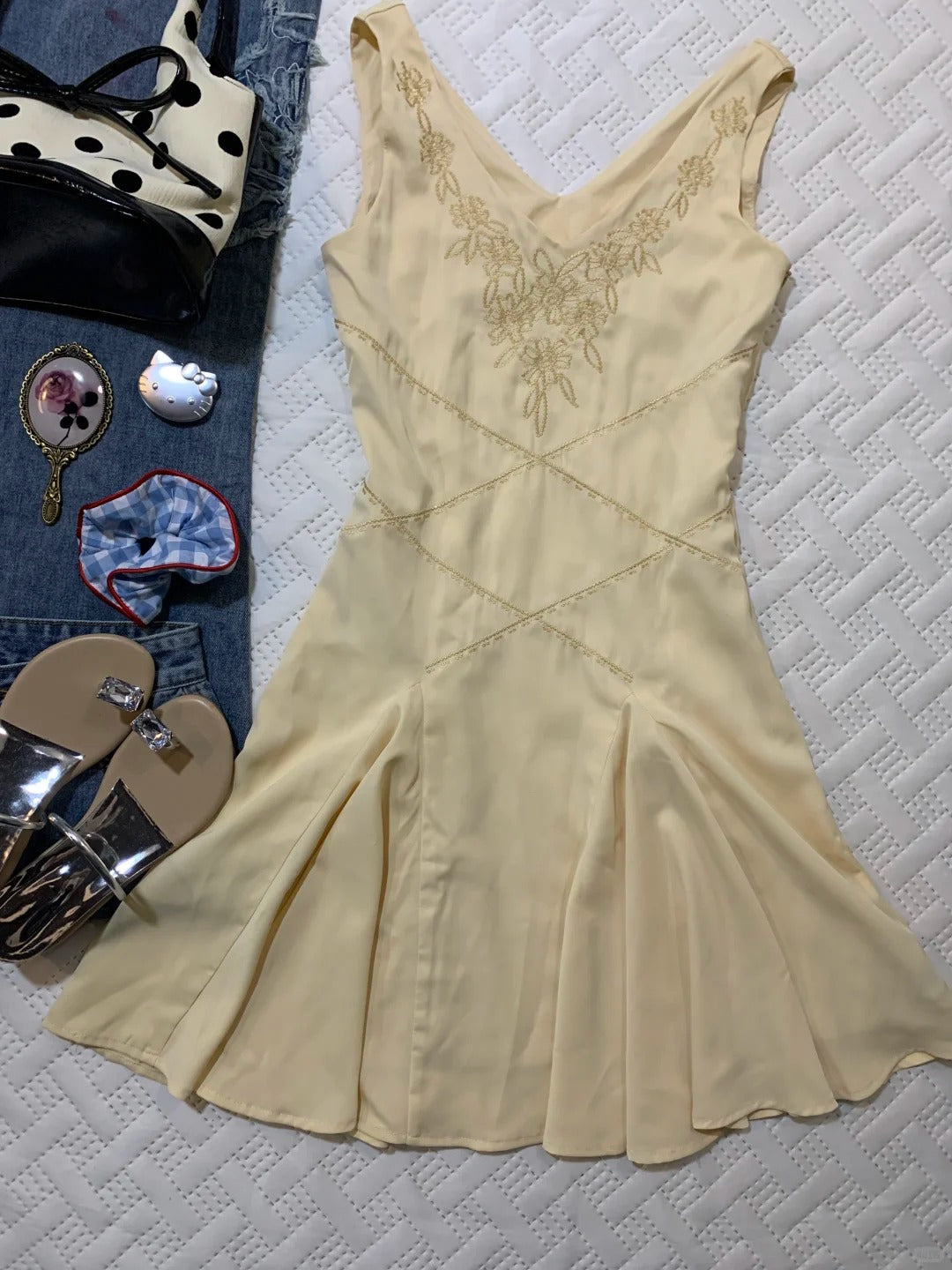 NiceVestidos--Short chiffon homecoming dress yellow exquisite floral beaded vest sleeveless dress vintage retro outfit girl dress NV5657