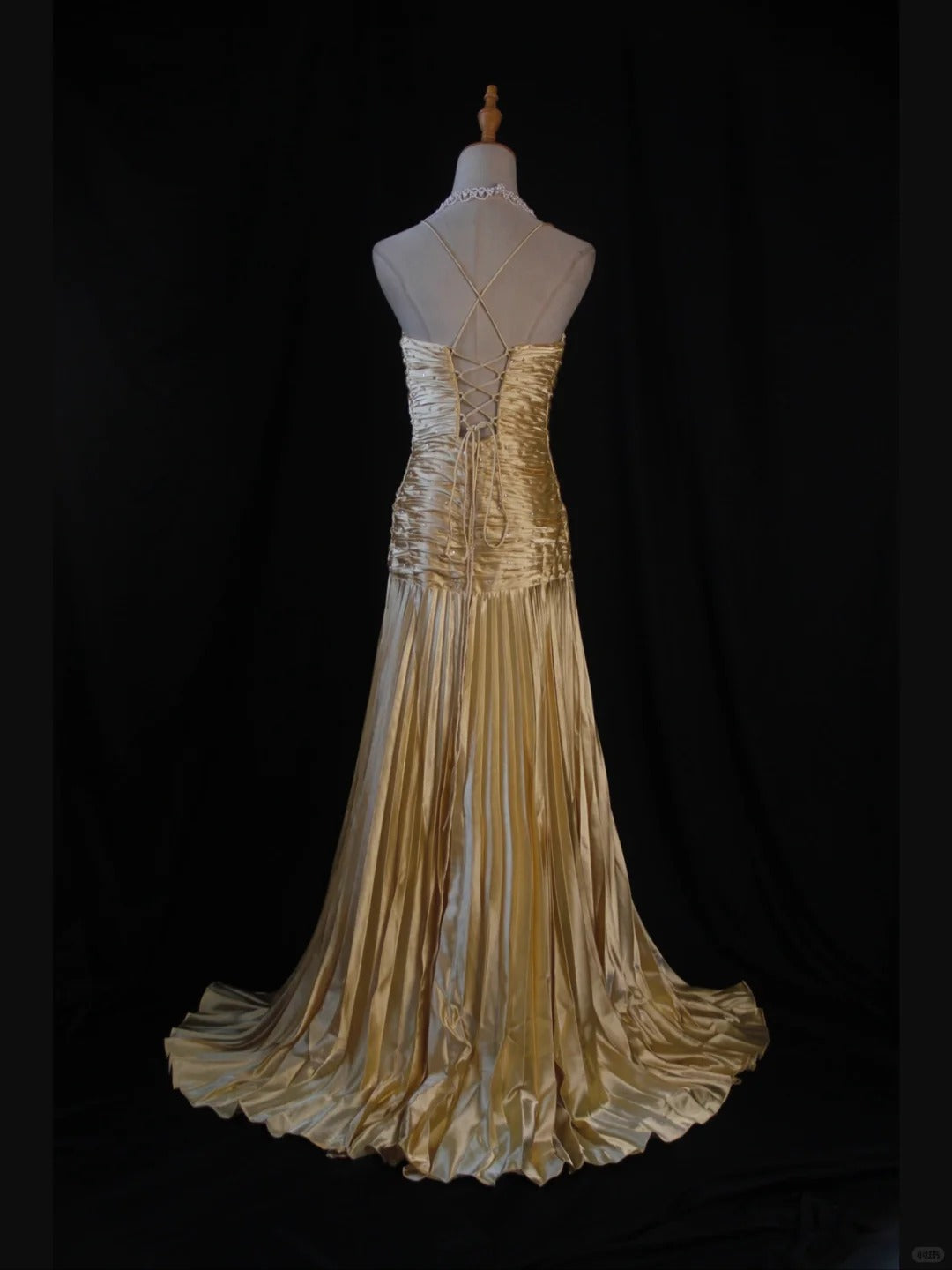Exquisite gold bead decoration, fashionable off shoulder long satin Prom dress, evening gown nv5204