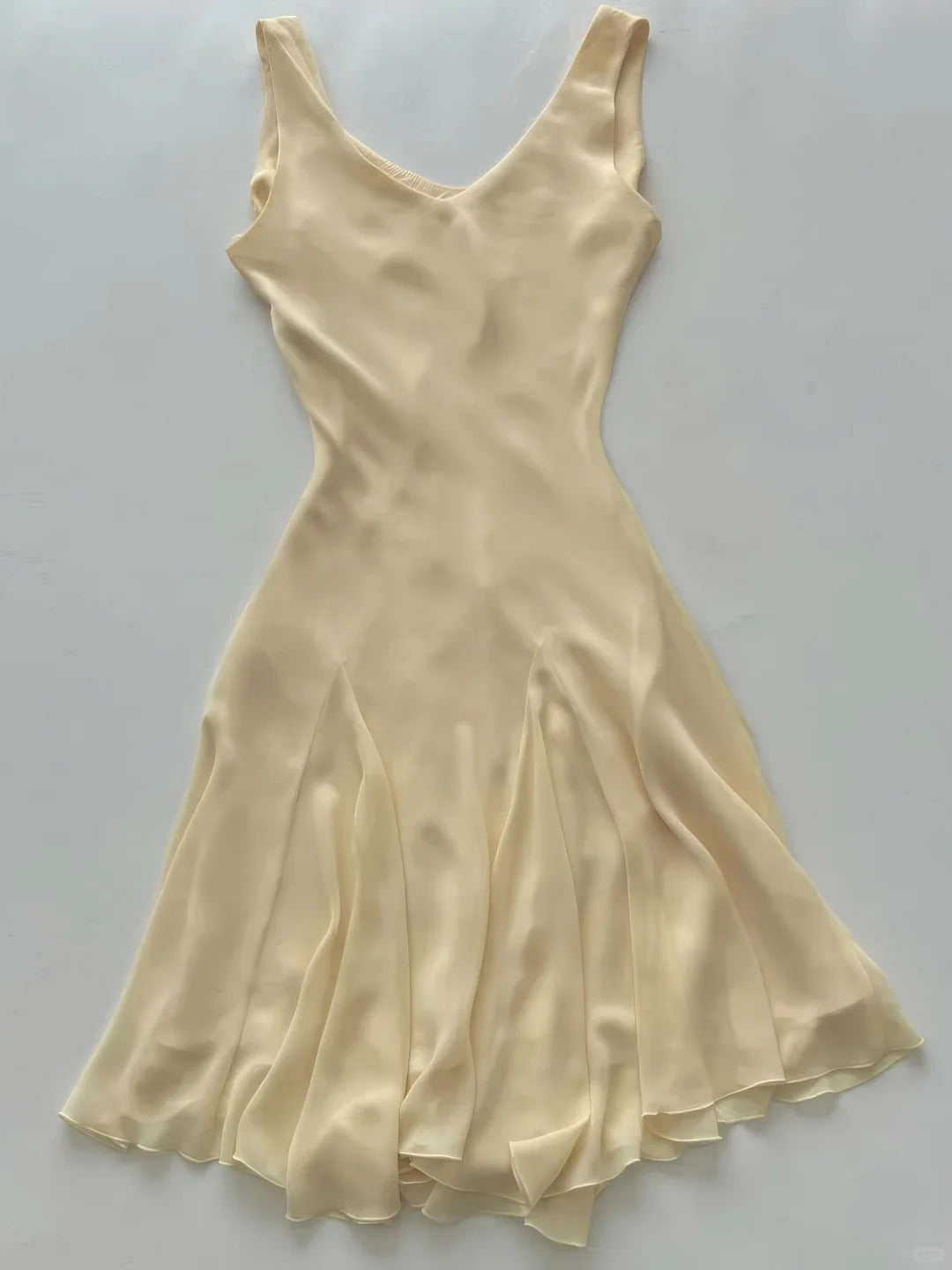 NiceVestidos--Short chiffon homecoming dress yellow exquisite floral beaded vest sleeveless dress vintage retro outfit girl dress NV5657