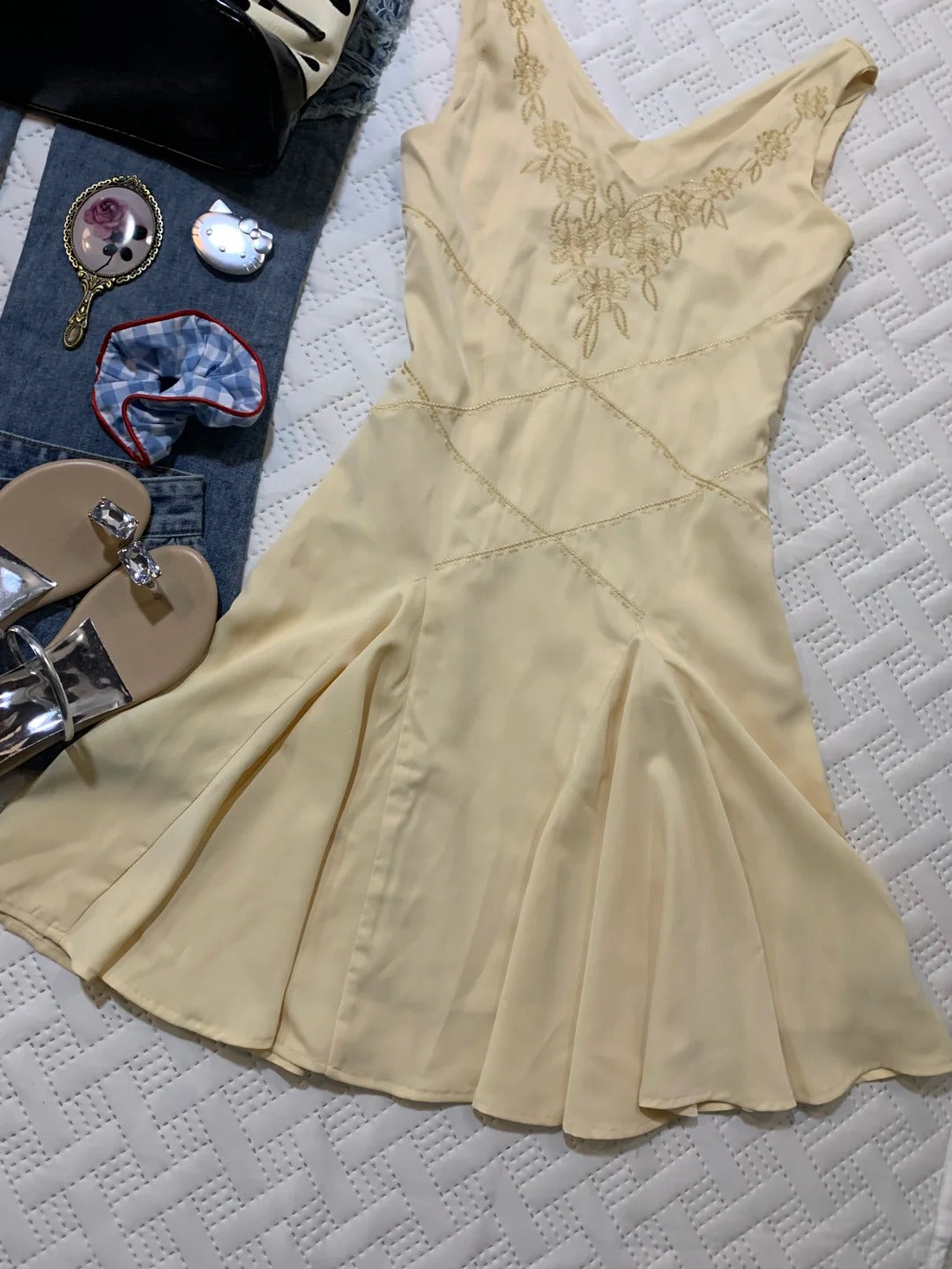 NiceVestidos--Short chiffon homecoming dress yellow exquisite floral beaded vest sleeveless dress vintage retro outfit girl dress NV5657