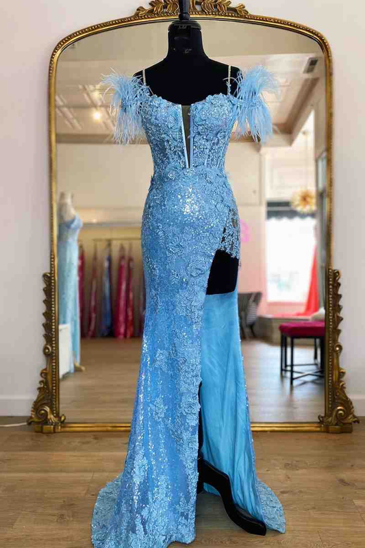 Robe de bal longue bleu clair avec appliques et épaules amovibles en plumes nv469