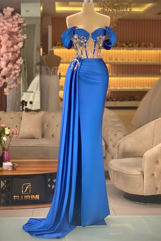 Robe de bal élégante bleue à épaules dénudées sans manches avec perles et fente nv507