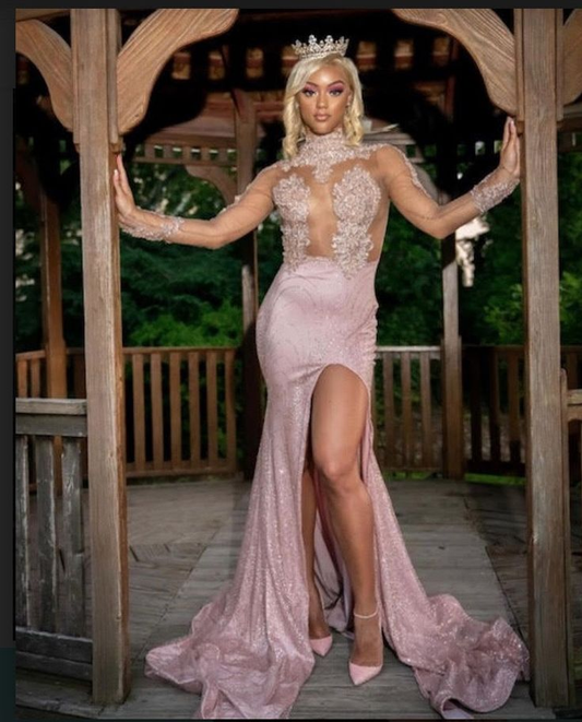 Langärmliges rückenfreies Ballkleid in Altrosa, NV265